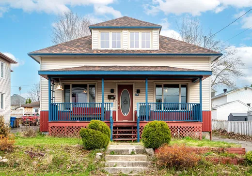 Two or more stories for sale - 219 Rue Ouellet, Rimouski, G5L4R6