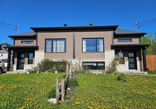 Split-level for sale - 1155 Rue des Coeurs-des-Indes, Fleurimont, J1E0J2