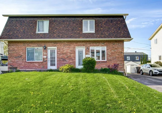Two or more stories for sale - 106 Rue Filiatreault, Salaberry-de-Valleyfield, J6S5N8