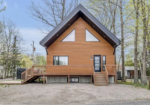 Un étage et demi à vendre - 2040 8e Avenue, Saint-Augustin-de-Desmaures, G3A1W7