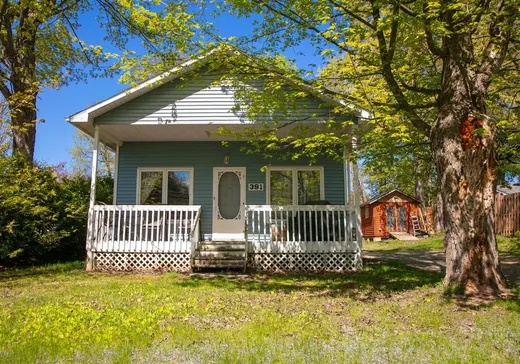 Bungalow à vendre - 391 Av. du Parc, Sherbrooke, J1N3R2
