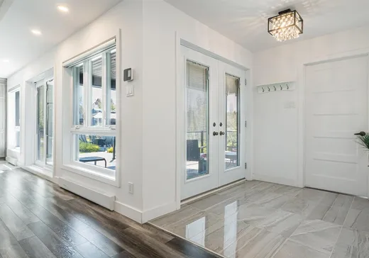 Maison à vendre - 315 Route 112, St-Etienne-De-Bolton, J0E 2E0