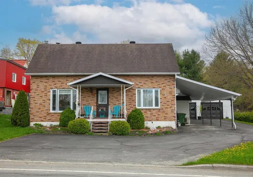 Two or more stories for sale - 405 Route 161 N., Stornoway, G0Y1N0