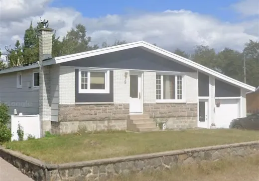 House for sale - 9 Rue Bellevue, Chute-aux-Outardes, G0H 1C0