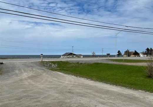 Maison à vendre - 408 Route 132, Matane, G4W 7C4