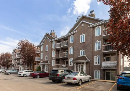 Condo à vendre - 5885 Boul. Couture, Montréal (Saint-Léonard), H1P 1A8