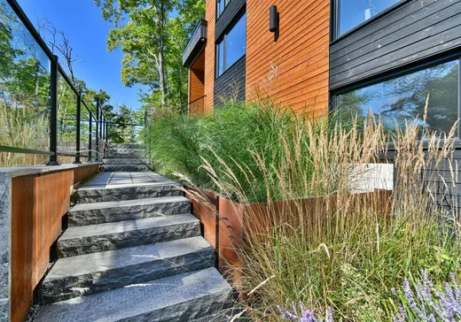 Maison à vendre - 700 Mtée de l'Adret, Sainte-Adèle, J8B 0E6