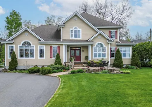 Two or more stories for sale - 9739 Route Marie-Victorin, Contrecoeur, J0L1C0