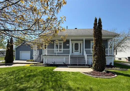 Bungalow à vendre - 1075 Rue Clair, Drummondville, J2A2L1