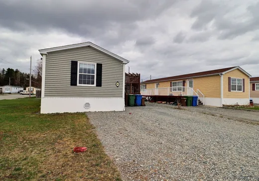Maison à vendre - 240 Rue du Cuivre, Val-d'Or, J9P 0B4