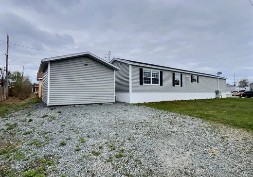 Maison à vendre - 240 Rue du Cuivre, Val-d'Or, J9P 0B4