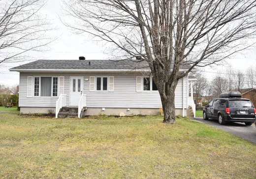 Maison à étages à vendre - 35 Rue Prévost, Rivière-du-Loup, G5R4A6