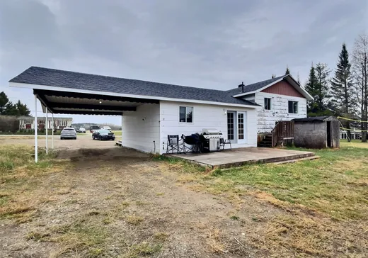 Maison à vendre - 292 5e-et-6e-Rang E., Amos, J0Y 1G0