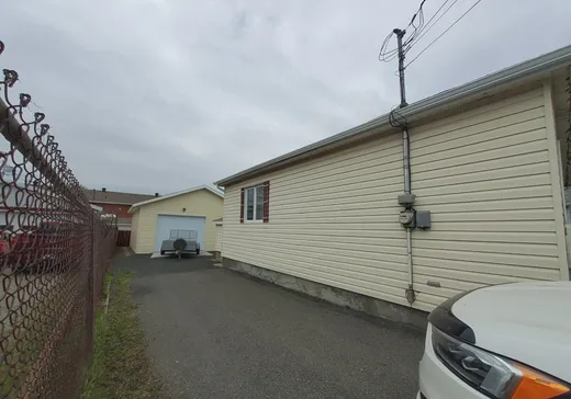 Maison à vendre - 225 Rue St-Joseph, Matane, G4W 1N5