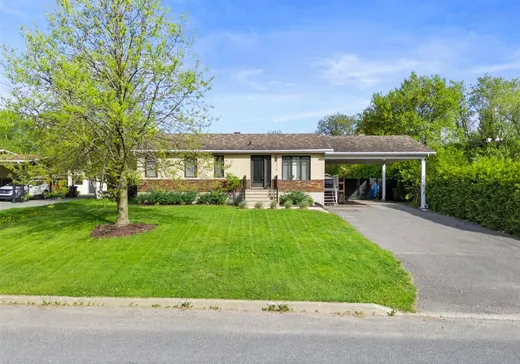 Bungalow for sale - 216 Rue Beaulieu, St-Germain-De-Grantham, J0C1K0