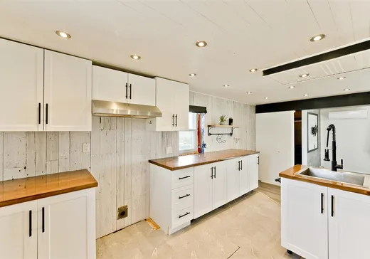 Maison à vendre - 115 Boul. Fortier, Saint-Isidore-de-Clifton, J0B 2X0