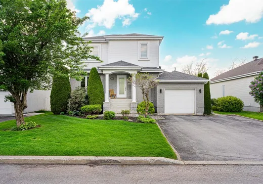 Maison à étages à vendre - 626 Rue de Valençay, Lachenaie, J6W5Z3
