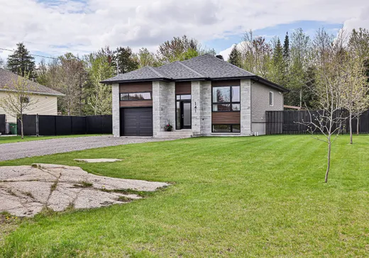 Maison à vendre - 141 Rue des Cuivres, Saint-Colomban, J5K 0K8