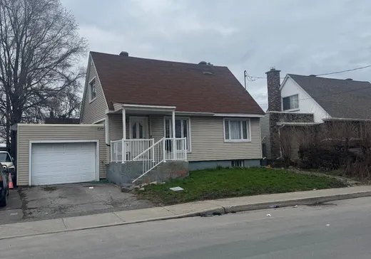 Maison à étages à vendre - 8041 23e Avenue, Montréal (Centreville), H1Z3X3