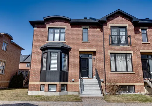 Maison à étages à vendre - 255 Rue Khalil-Gibran, Montréal (Centreville), H4N4A2