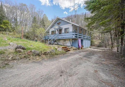 Maison à vendre - 240 Ch. Laporte, St-Adolphe d'Howard, J0T 2B0