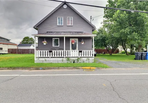 Maison à étages à vendre - 555 Rue St-Albert, Deschambault, G0X1V0