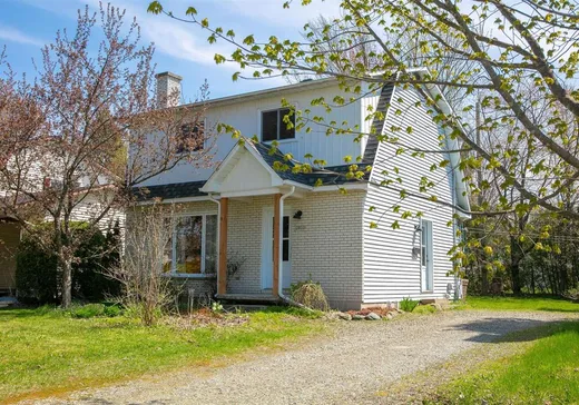 Two or more stories for sale - 2910 Rue des Topazes, Sherbrooke, J1G4C3