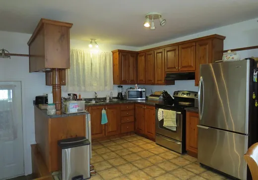 House for sale - 116 Ch. du Bord-de-l'Eau, Sainte-Barbe, J0S 1P0