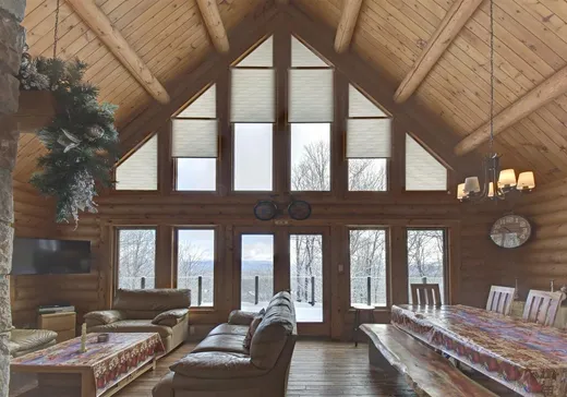 Two or more stories for sale - 615 Ch. des Chantiers, Mont-Tremblant, J0T1H0