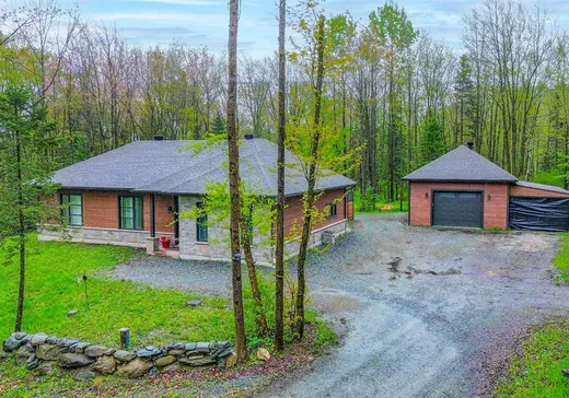 Bungalow for sale - 15 Rue de l'Horizon, Eastman, J0E1P0