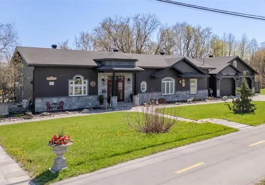 House for sale - 664 Rue Champoux, Thetford-Mines, G0N 1E0