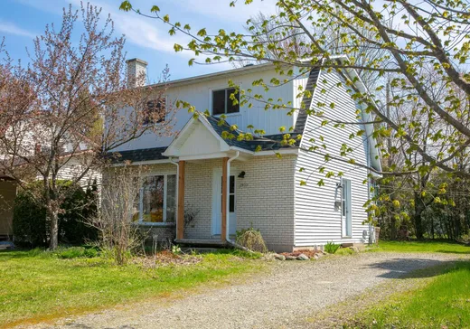 Two or more stories for sale - 2910 Rue des Topazes, Sherbrooke, J1G4C3