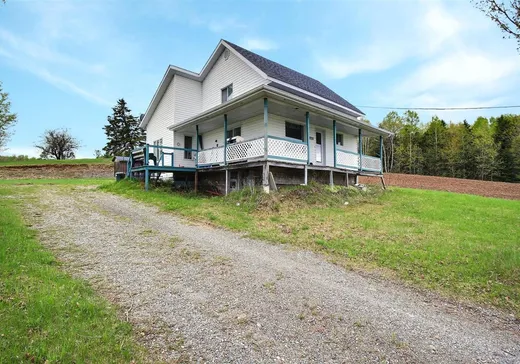 1 1/2 Storey for sale - 603 Rg des Prés-Verts, Pohénégamook, G0L1J0