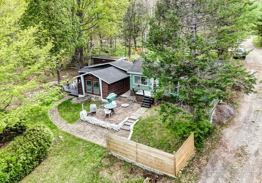 Maison à vendre - 28 52e Avenue, St-Hippolyte, J8A 1N5
