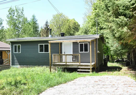 Maison à vendre - 240 Rue du Lac-Raymond, Saint-Calixte, J0K 1Z0