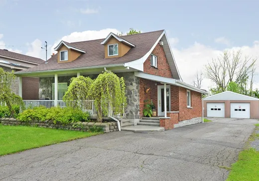 Maison à étages à vendre - 1664 Boul. Ste-Marie, Salaberry-de-Valleyfield, J6T6M2