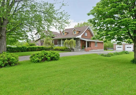 Maison à vendre - 1664 Boul. Ste-Marie, Salaberry-de-Valleyfield, J6T 6M2