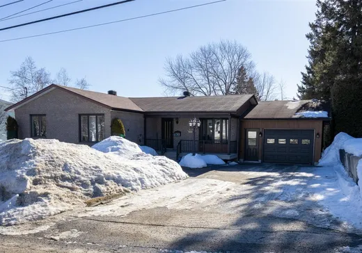 Bungalow à vendre - 3865 Rue Vanier, Lac-Mégantic, G6B2T4