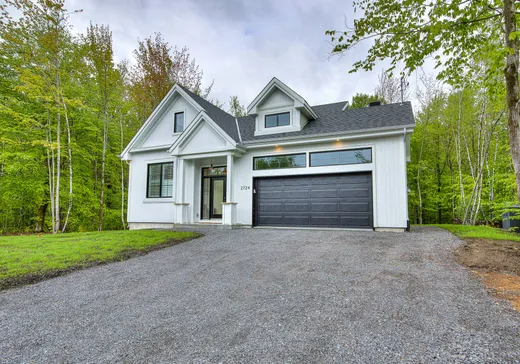 Two or more stories for sale - 2724 Rue de Bonaventure, Saint-Lazare, J7T0B5