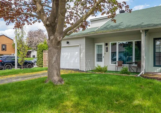 Maison à vendre - 965 Rue Dale, Laval (Chomedey), H7V 3W5
