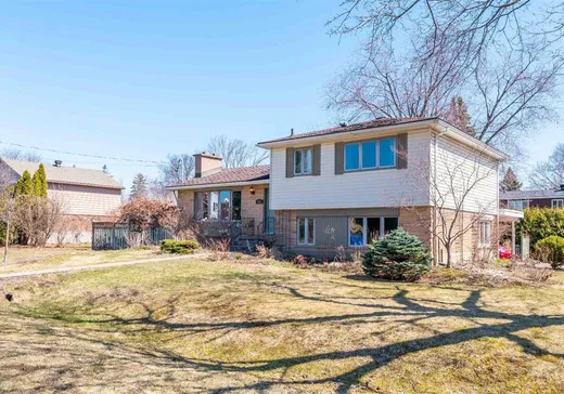 Maison à vendre - 233 Crois. Allancroft, Beaconsfield, H9W 1L8