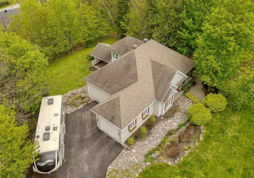 Maison à vendre - 42 Ch. de Fribourg, Saint-Sauveur, J0R 1R2