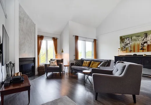 Condo for sale - 398 Rue du Golf, Mont-Saint-Hilaire, J3H 6A9