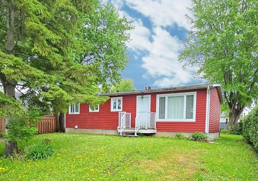 Two or more stories for sale - 52 Rue O'Cain, Saint-Jean-sur-Richelieu, J3B3T9