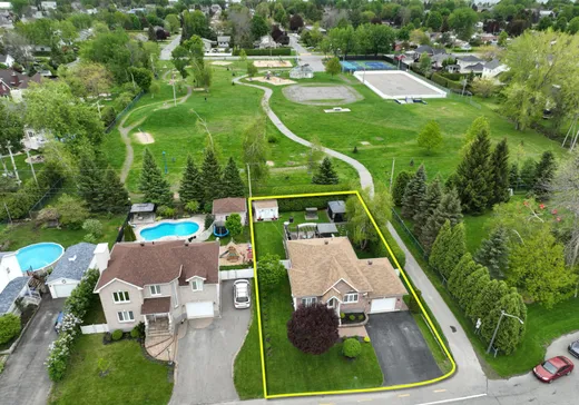 Maison à vendre - 256 Cer. Masson, Les Coteaux, J7X 1N6
