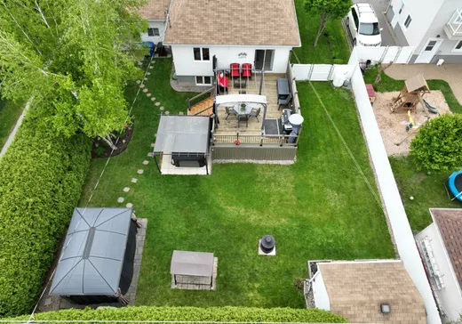 Maison à vendre - 256 Cer. Masson, Les Coteaux, J7X 1N6