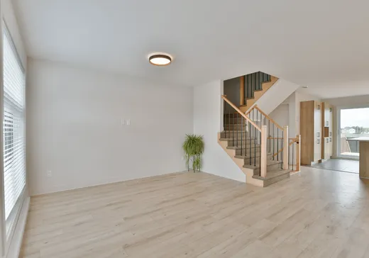 Maison à vendre - 584 Allée de la Roseraie, Saint-Eustache, J7P 0G3