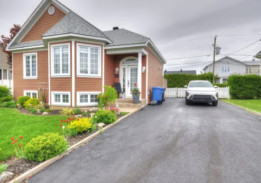 Maison à étages à vendre - 37 Rue Des Ormes, Saint-Rémi, J0L2L0