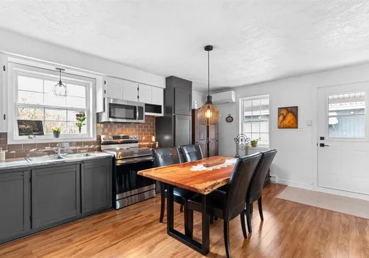 Maison à vendre - 1636 Rue Galt E., Fleurimont, J1G 3H5