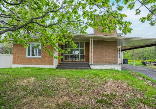 House for sale - 700 Ch. du Golf O., Drummondville, J2B 8A8